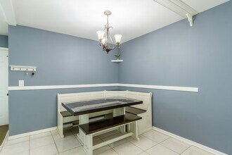 217 Fishing Lane in Wood Dale, IL - Building Photo - Building Photo
