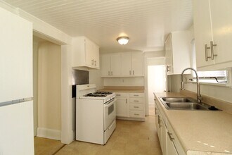 4339 Fairmount Ave in Kansas City, MO - Building Photo - Building Photo