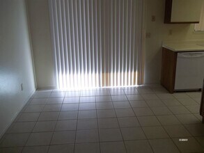 608 W Perdew Ave in Ridgecrest, CA - Building Photo - Building Photo