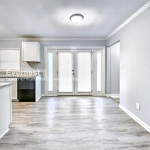 1079 Shieldcrest Way in Forest Park, GA - Building Photo - Building Photo