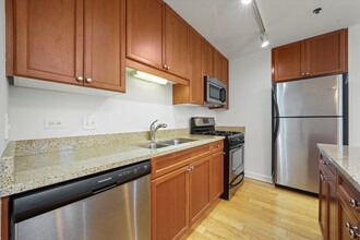 1400 S Michigan Ave in Chicago, IL - Building Photo - Building Photo