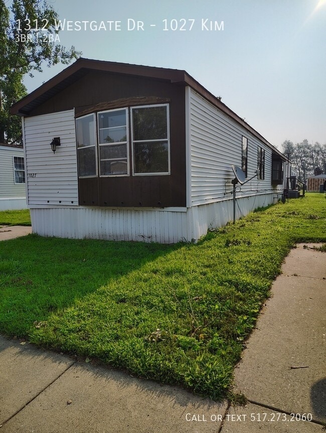 1312 Westgate Dr in Vermillion, SD - Building Photo - Building Photo