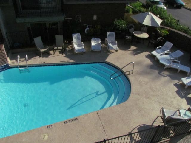 property at 3602 Gillham Rd