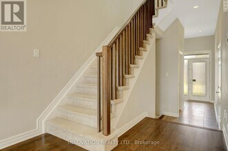 470 Markdale Ter in Ottawa, ON - Building Photo - Building Photo