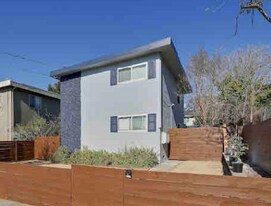 457 E N St, Unit D in Benicia, CA - Building Photo