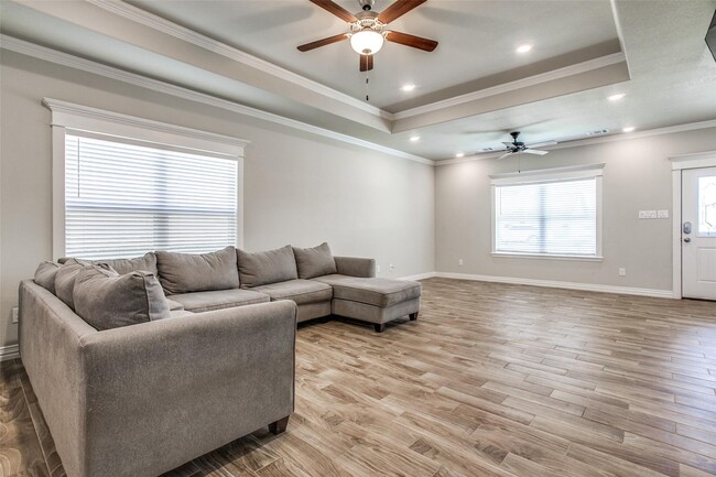 2016 Langston St in Fort Worth, TX - Building Photo - Building Photo