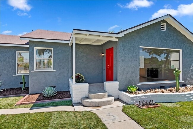 3495 N Sierra Way in San Bernardino, CA - Building Photo - Building Photo