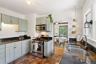 326 N Logan Ave in Colorado Springs, CO - Building Photo - Building Photo