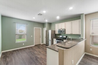 835 Coffee Mill Creek Ln in Rosenberg, TX - Building Photo - Building Photo