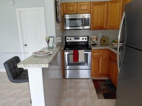 1433 SW 24th Ct in Fort Lauderdale, FL - Building Photo - Building Photo