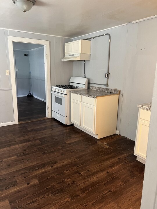 1302 Southern Ave in Hattiesburg, MS - Building Photo