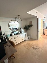 350 S Miami Ave, Unit 2110 in Miami, FL - Building Photo - Building Photo