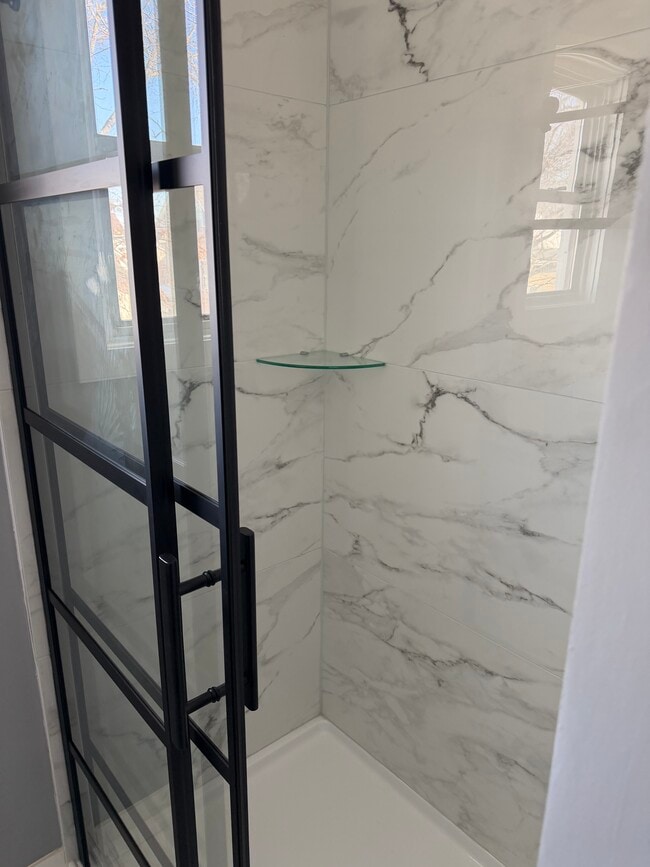 37 Day St, Unit 3rd floor apt.