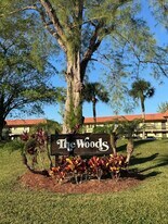 21890 Lake Forest Cir in Boca Raton, FL - Building Photo