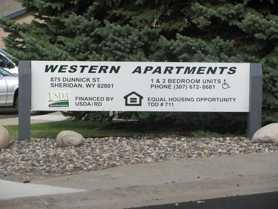 Western Apartments in Sheridan, WY - Foto de edificio