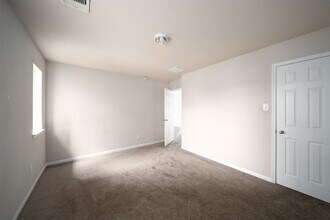 19543 Otter Trail Ct in Katy, TX - Building Photo - Building Photo