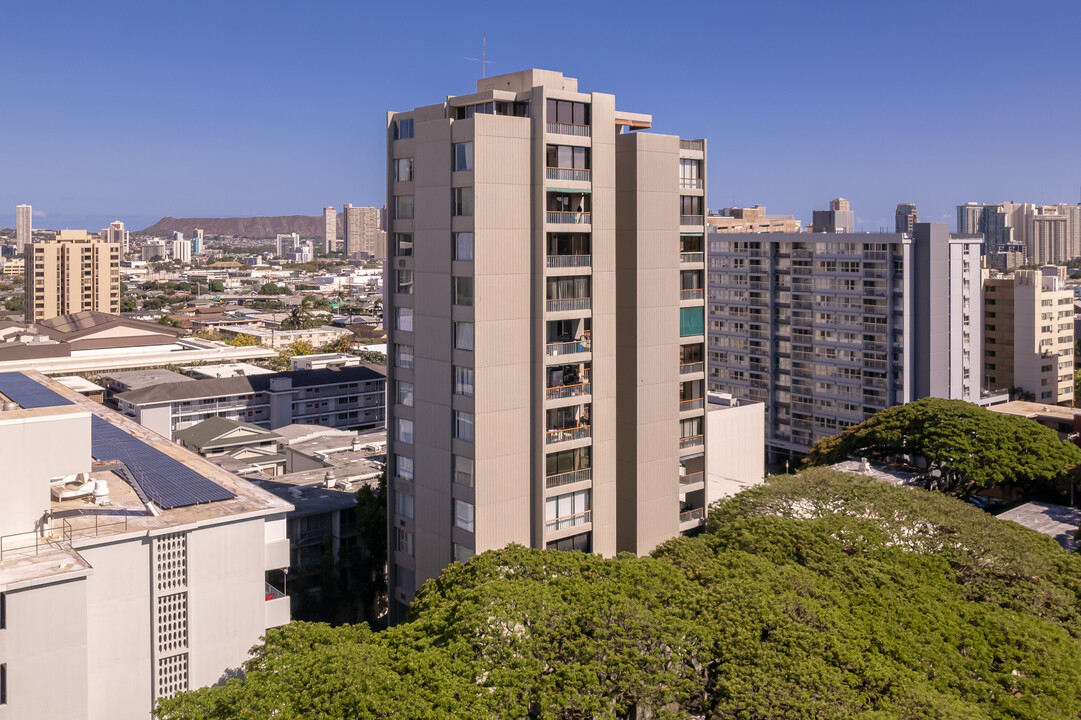 Palo Alto in Honolulu, HI - Building Photo