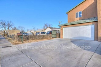 1230 8th St NW in Albuquerque, NM - Building Photo - Building Photo