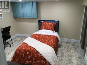 3968 St Peter Ave in Niagara Falls, ON - Building Photo - Building Photo