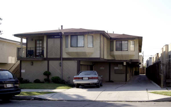 1417 Coronado Ave in Long Beach, CA - Building Photo - Building Photo