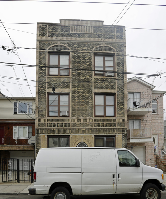 69 Webster Ave in Jersey City, NJ - Building Photo - Building Photo