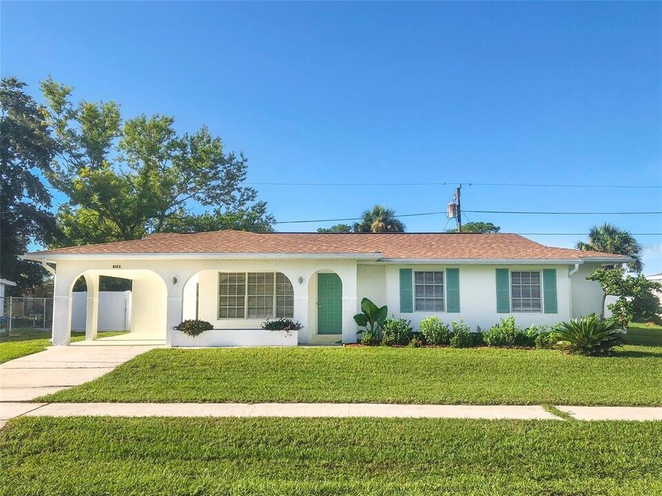 8153 Boca Grande Ave in North Port, FL - Building Photo
