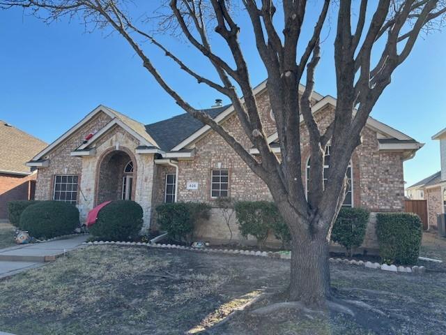 825 Soapberry Dr in Allen, TX - Building Photo