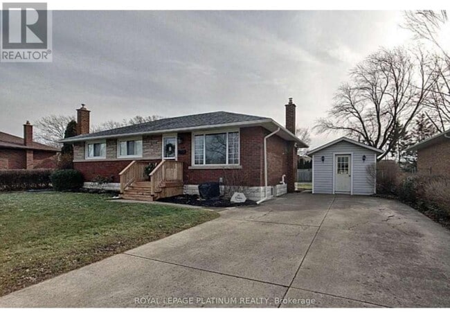 property at 134 Glen Morris Dr