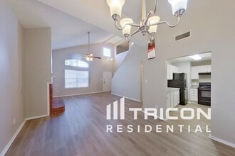404 Moss Hill Dr in Arlington, TX - Building Photo - Building Photo