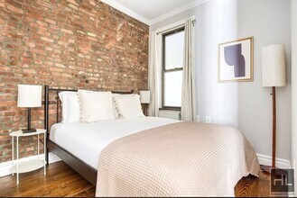 202 E 13th St in New York, NY - Building Photo - Building Photo