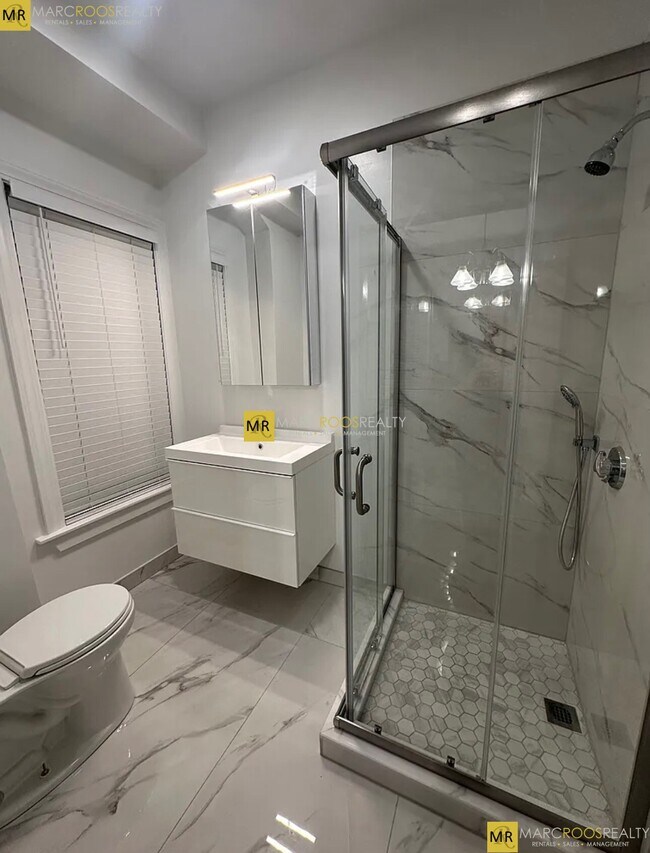 property at 636 E 5th St