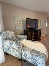 1832 Sunny Dr, Unit D32 in Bradenton, FL - Building Photo - Building Photo