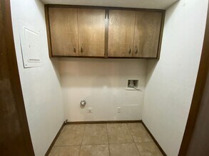 2115 W Oak Ave in Enid, OK - Building Photo - Building Photo