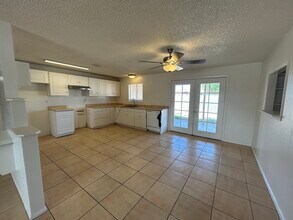 7132 W Devonshire Ave in Phoenix, AZ - Building Photo - Building Photo