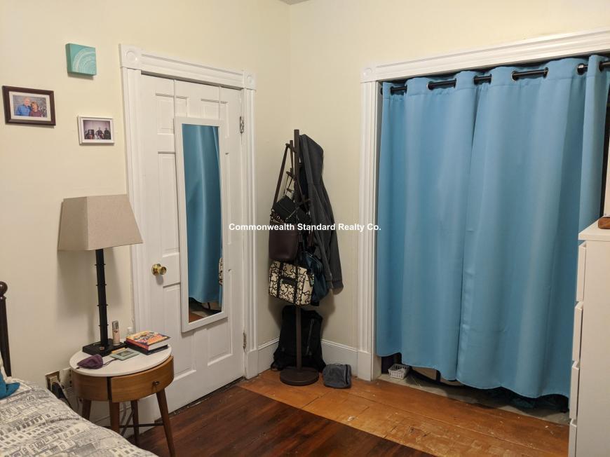 55 Revere St in Boston, MA - Building Photo
