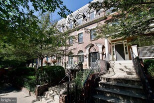 2818 Connecticut Ave NW in Washington, DC - Building Photo