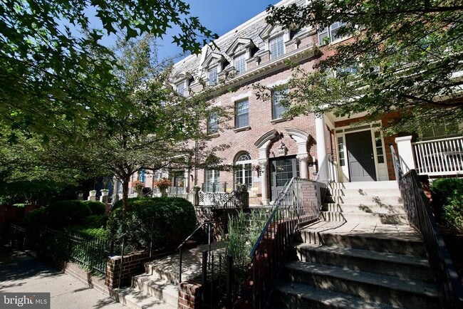 property at 2818 Connecticut Ave NW
