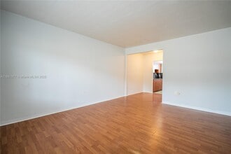 7315 Harding Ave in Miami Beach, FL - Building Photo - Building Photo