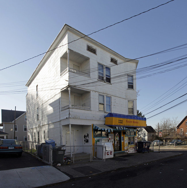 1078 Ogden Ext St in Bridgeport, CT - Building Photo - Building Photo