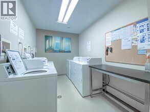 1108 Nicola St in Vancouver, BC - Building Photo - Building Photo