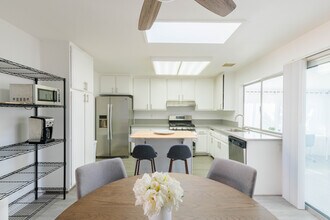 7912 Dancy Rd in San Diego, CA - Building Photo - Building Photo