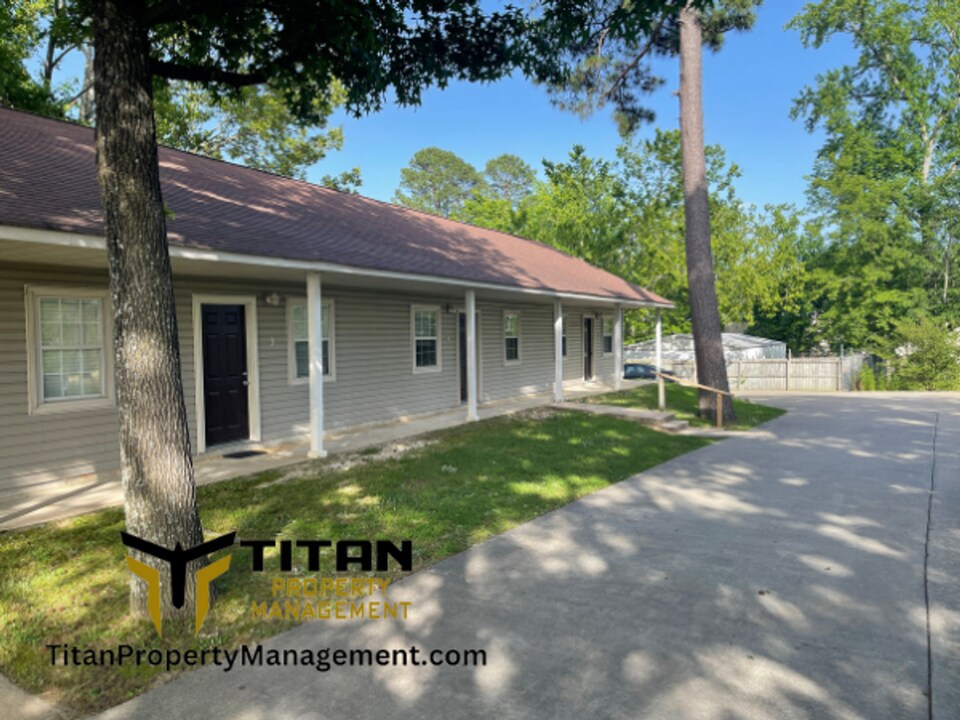 3309 Military Rd in Benton, AR - Building Photo