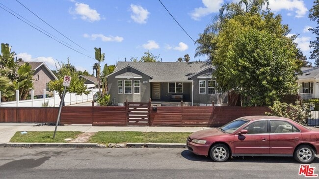 property at 6712 Cedros Ave