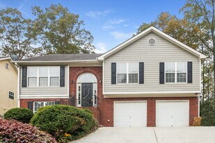 341 Oak Vista Ct in Lawrenceville, GA - Building Photo
