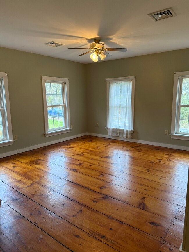 property at 586 Bellows Falls Rd