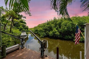 17982 Tidewater Cir in Jupiter, FL - Building Photo