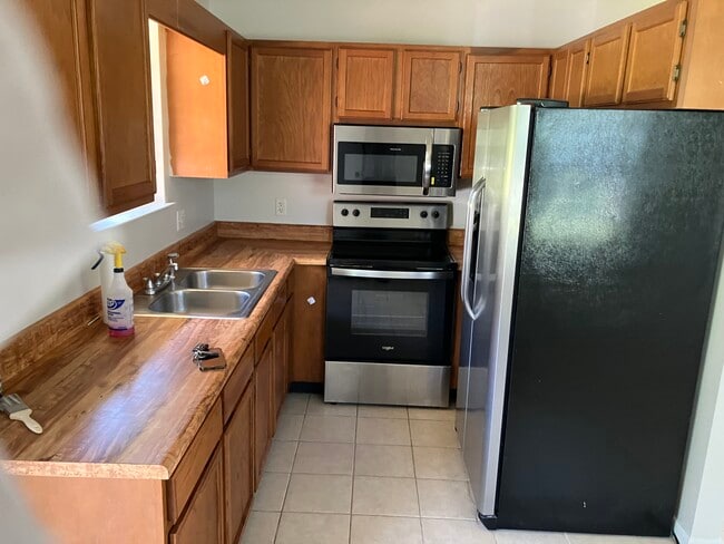 720 E Nelson Ave in Defuniak Springs, FL - Building Photo - Building Photo