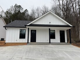 1296 Tunnel Hill Varnell Rd, Unit A in Dalton, GA - Building Photo