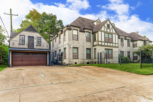 2318 Arbor St in Houston, TX - Building Photo - Building Photo