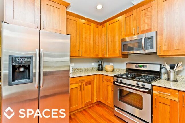 3444 N Halsted St in Chicago, IL - Building Photo - Building Photo